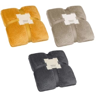 B&M Oversized Waffle Throw - Ochre