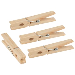 B&M Wooden Pegs 50pk