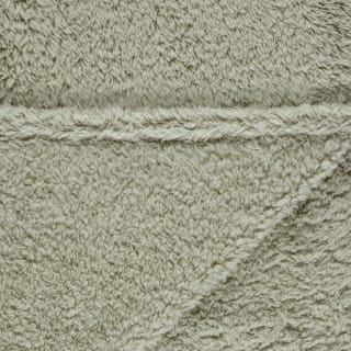 B&M Simply Two Tone Teddy Throw - Sage