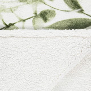  Winston Green Leaf Sherpa Throw